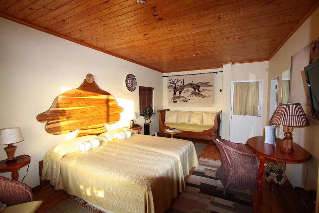 Lagoon Lodge Уолфиш Бей Екстериор снимка