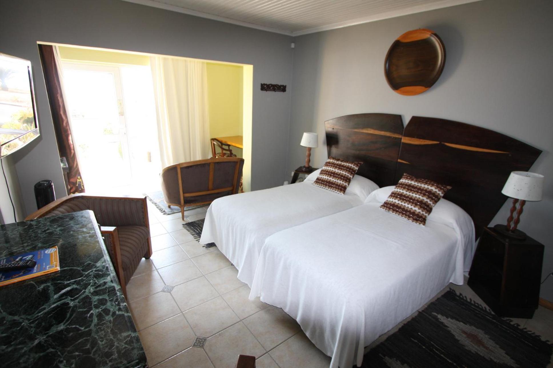 Lagoon Lodge Уолфиш Бей Екстериор снимка