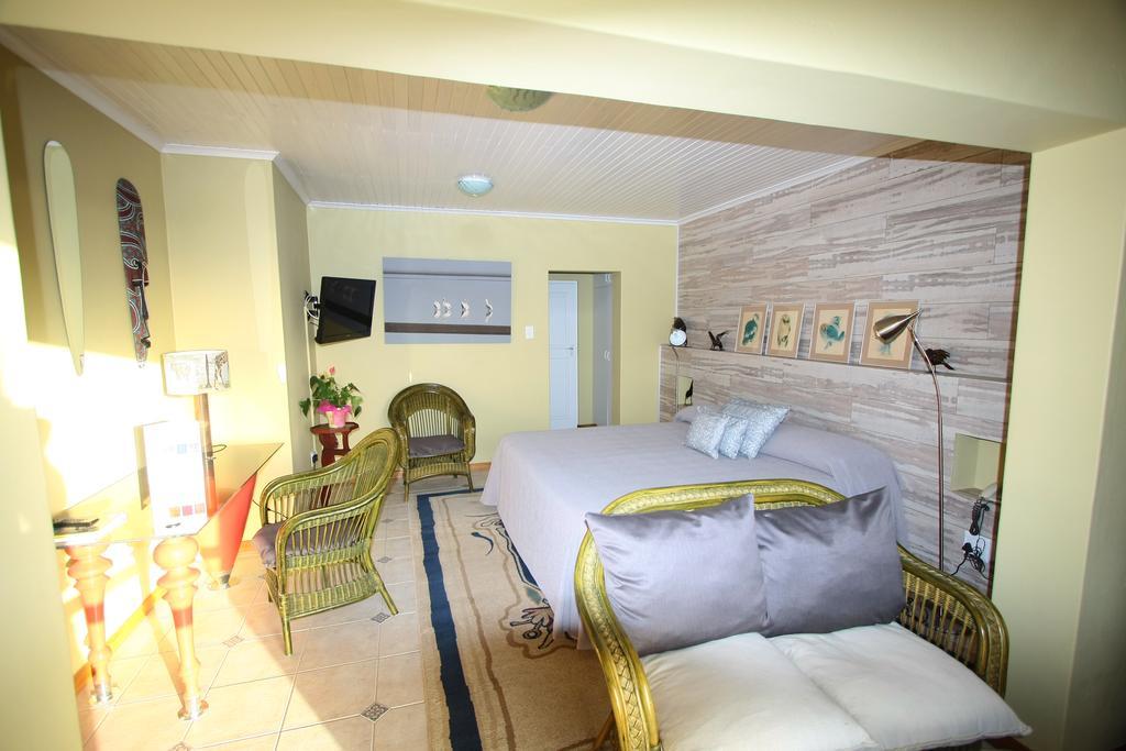 Lagoon Lodge Уолфиш Бей Екстериор снимка