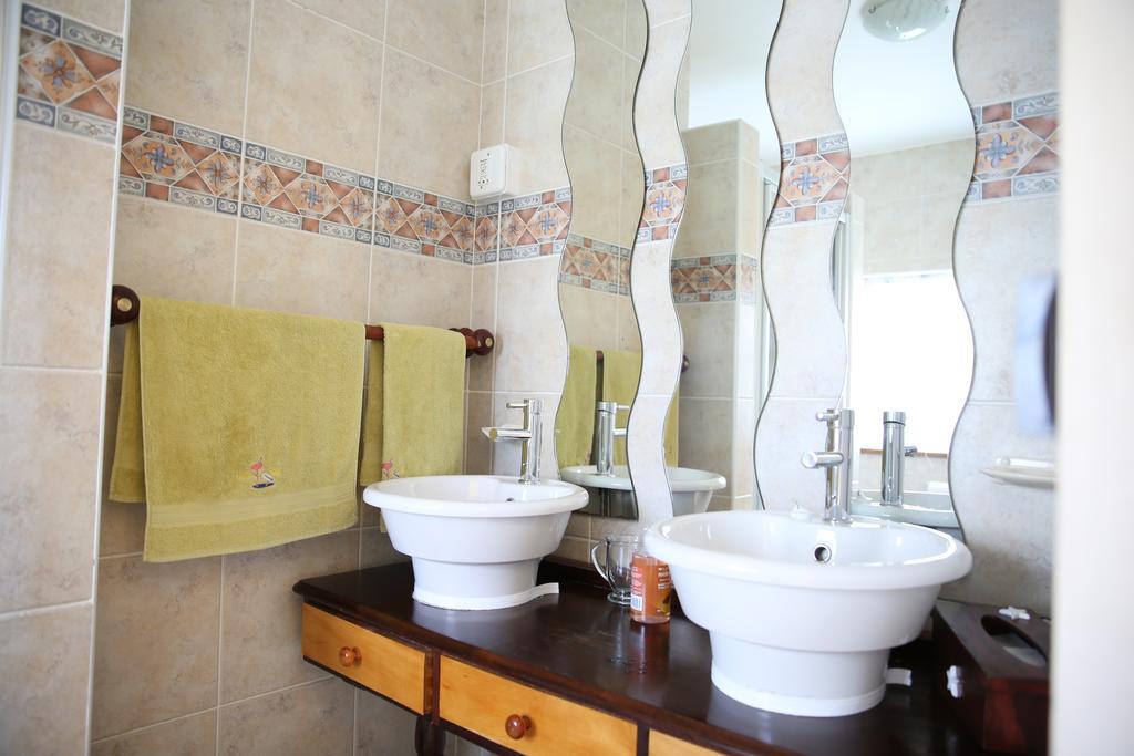 Lagoon Lodge Уолфиш Бей Екстериор снимка