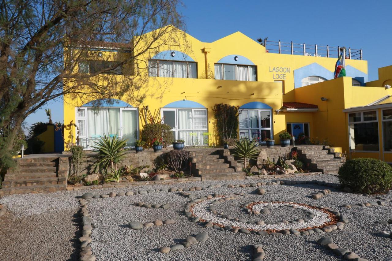 Lagoon Lodge Уолфиш Бей Екстериор снимка