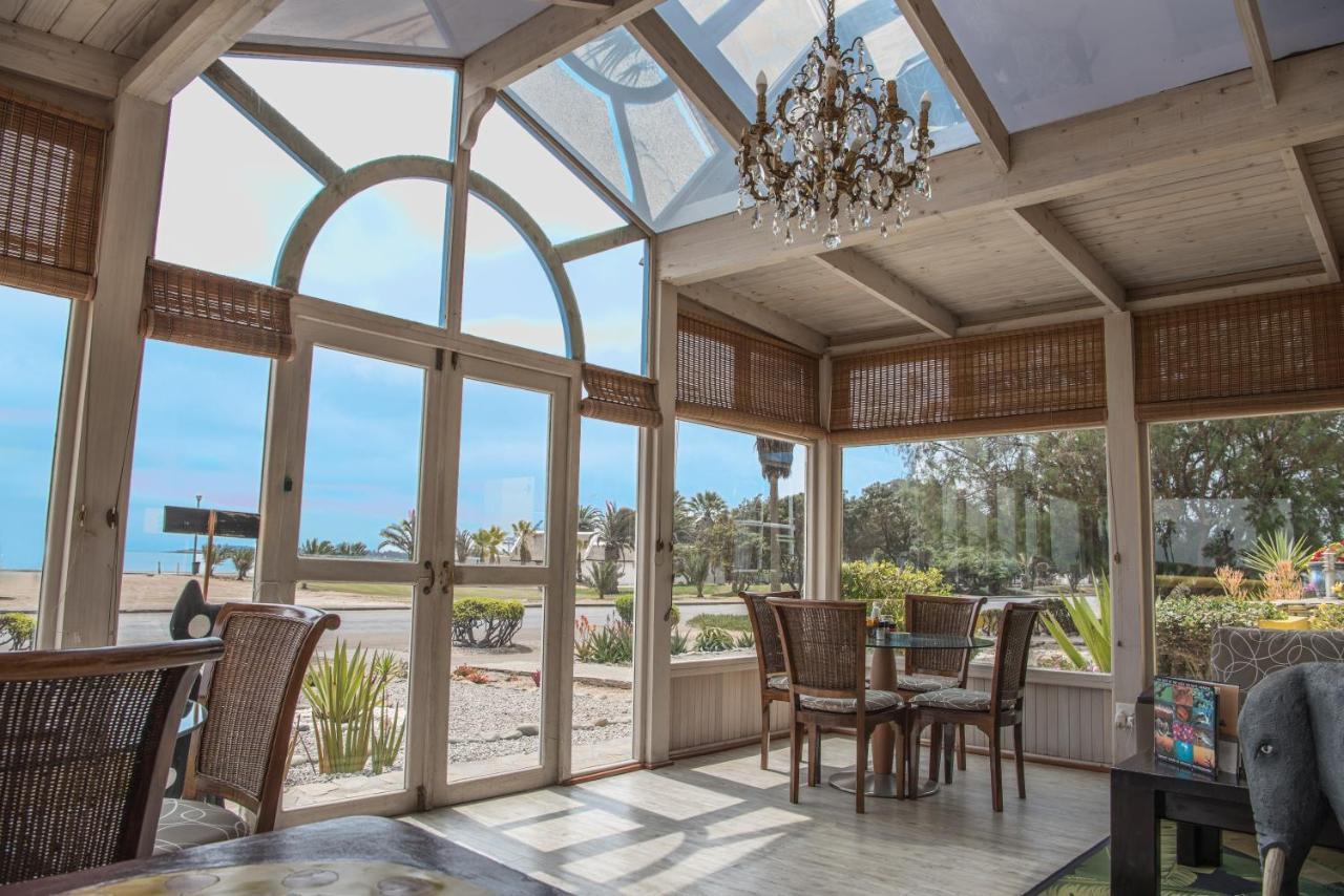 Lagoon Lodge Уолфиш Бей Екстериор снимка