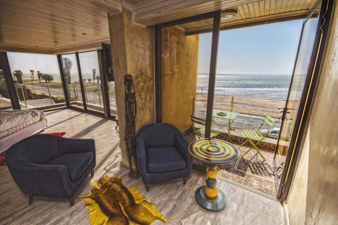 Lagoon Lodge Уолфиш Бей Екстериор снимка
